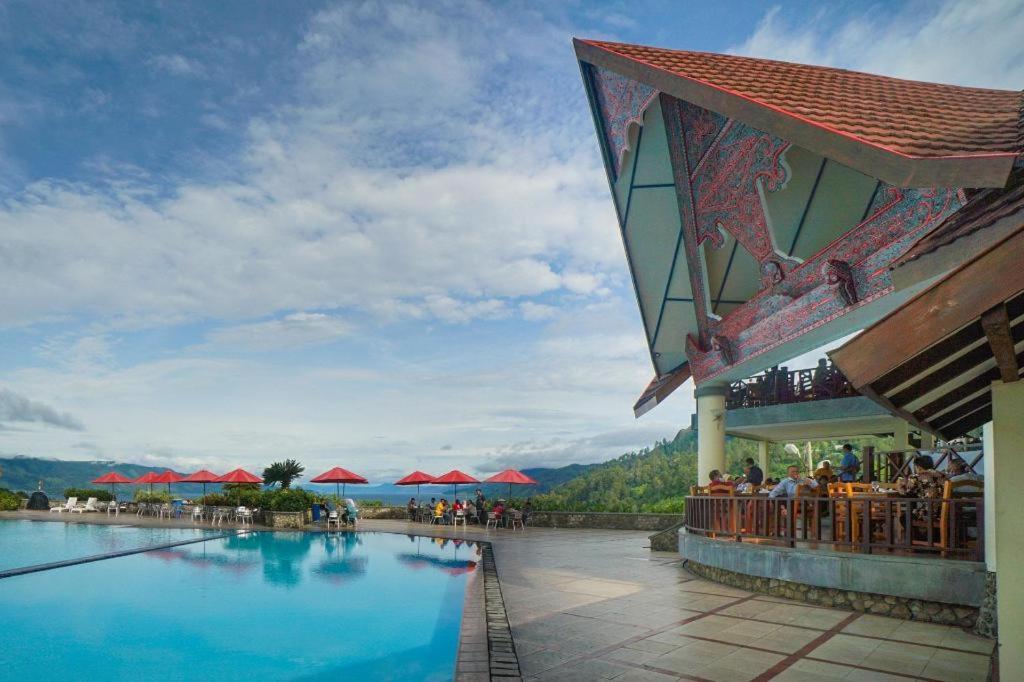 Hotel Niagara Parapat Extérieur photo
