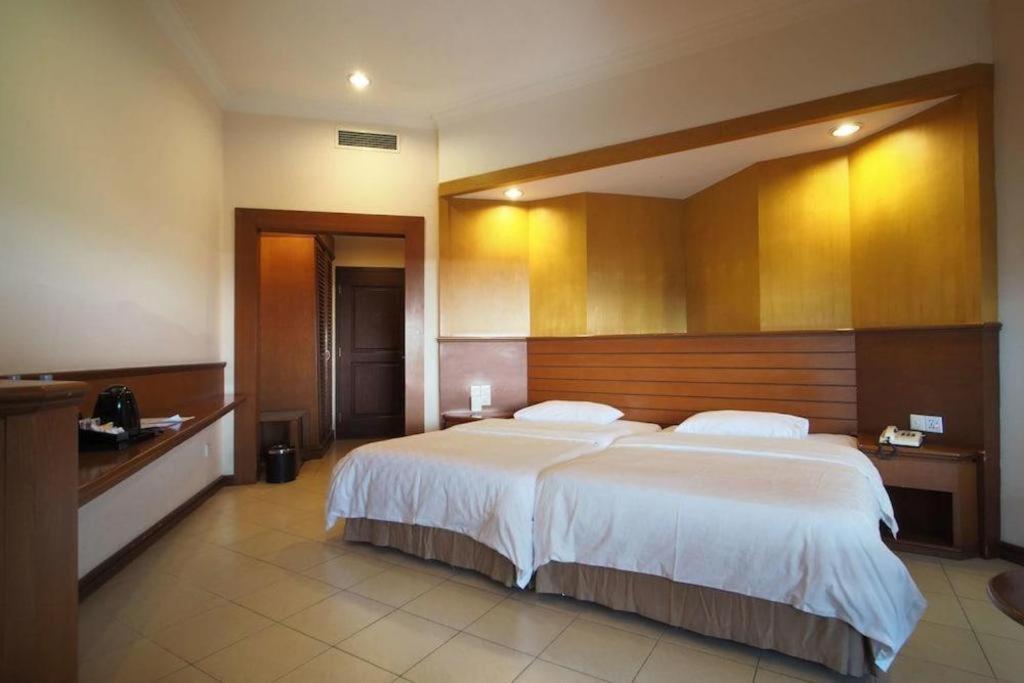 Hotel Niagara Parapat Extérieur photo