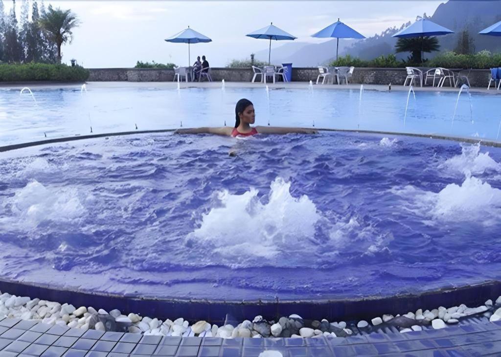 Hotel Niagara Parapat Extérieur photo